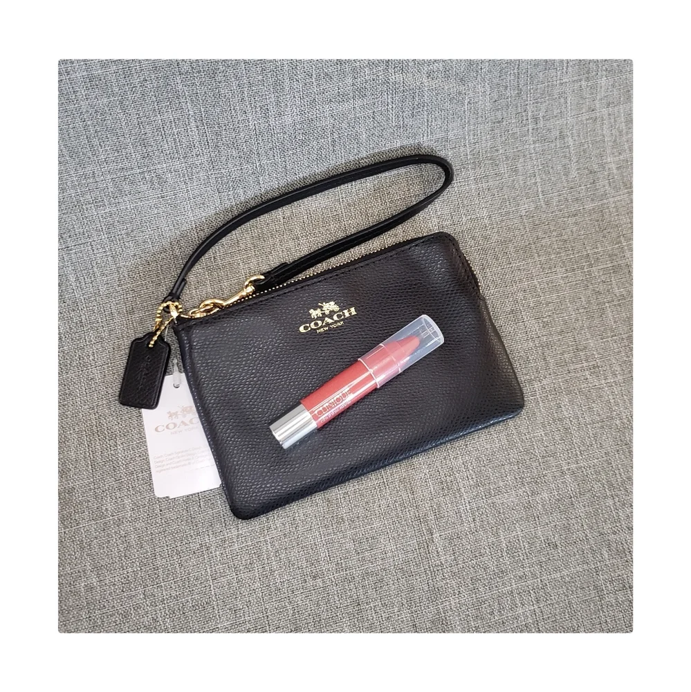 NWT Coach Leather Zipper Wristlet Wallet Clutch